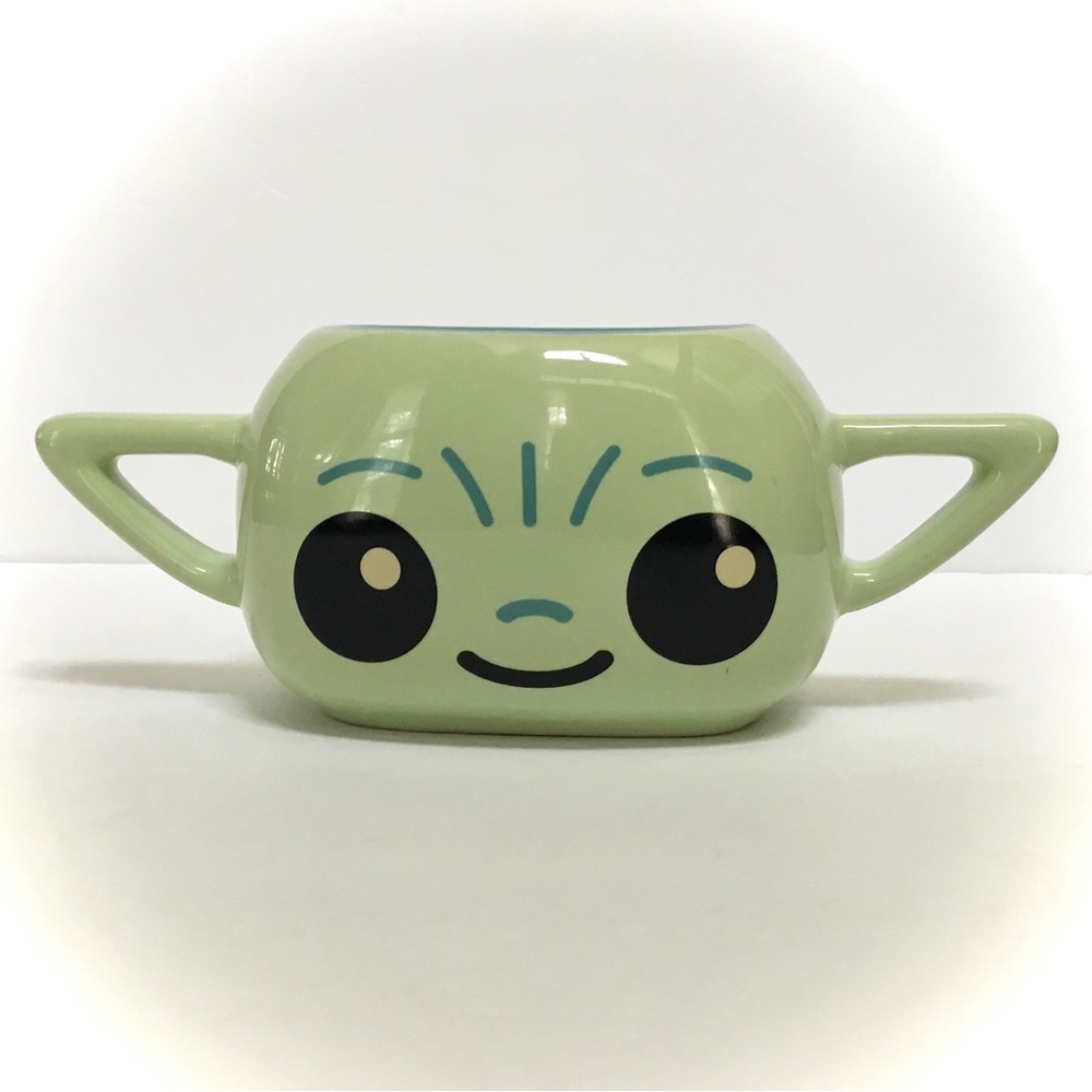 New Disney’s Star Wars, Baby Yoda, The Child, Mandalorian, Mug. - Picture 2 of 6